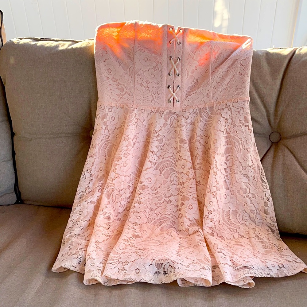 Strapless Lace Light Pink Dress